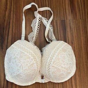 Victoria’s Secret Dream Angel 32DDD Push-Up Bra